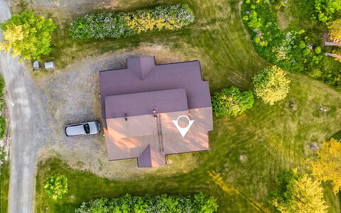 Ski and Camp Golf Casa Rocala: House, Landscape, Home, Roof, Land Lot, Rural Area, Plain, Human Settlement, Cottage, Estate