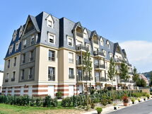 Accommodation:&nbsp;Les Arts 712.2