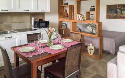 Accommodation:&nbsp;L'anciua 150.2