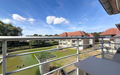 Accommodation:&nbsp;Green Lake Retreat with Balcony 280.21