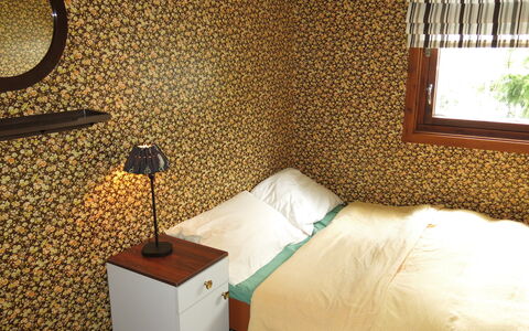 Ogge: Property, Window, Light, Comfort, Wood, Textile, Lamp, Building, Interior Design, Lighting