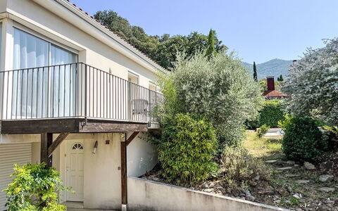 Villa Montes: Residential Area, House, Shrub, Home, Balcony, Estate, Garden, Cottage, Shade