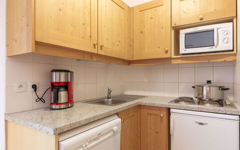 Les Terrasses du Corbier: Cabinetry, Kitchen Sink, Property, Countertop, Furniture, Sink, Building, White, Kitchen Appliance, Kitchen