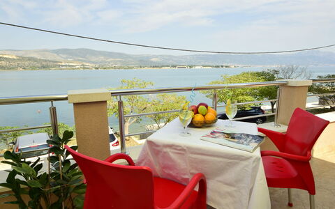Trogir 182: Restaurant, Property, Room, Vacation, Table, House, Balcony, Tablecloth, Real Estate, Apartment