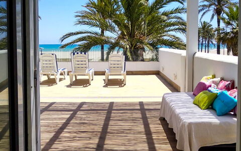 Los Frasquitos: Sky, Plant, Property, Building, Water, Azure, Tree, Seaside Resort, Shade, Window