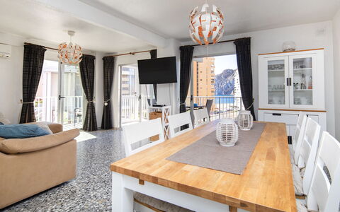 Calpe Calp 472: Property, Room, Furniture, Interior Design, Building, Living Room, Floor, House, Table, Real Estate