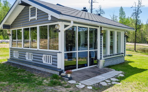 Villa Leinola 2: Wood, Cottage, Log Cabin, Forest, Shed, Garden Buildings, Larch, Woodland, Wood Stain