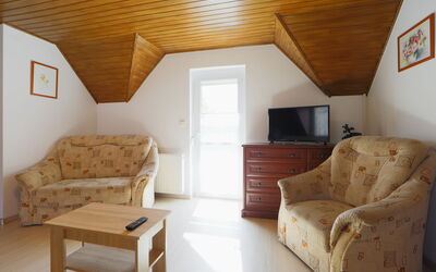 Accommodation:&nbsp;Moni 2 636.2