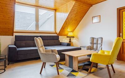 Accommodation:&nbsp;Moni 1 636.1