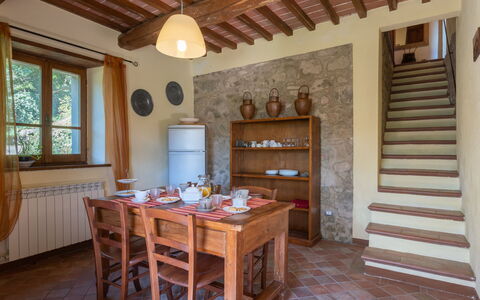 La Vittoria: Property, Room, Building, Furniture, Ceiling, Floor, Interior Design, House, Table, Beam