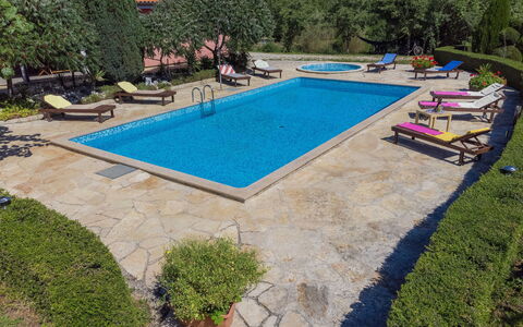 Kristina: Water, Plant, Property, Swimming Pool, Shade, Tree, Building, Grass, Rectangle, Residential Area