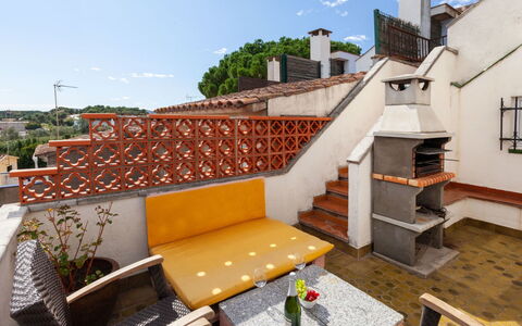 Higea: Sky, Cloud, Table, Property, Building, Plant, Outdoor Furniture, Wood, Window, Urban Design