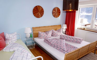 Accommodation:&nbsp;Milli 210.1