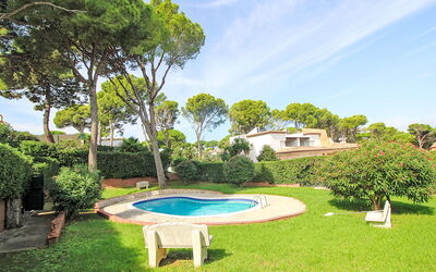 Pals 850: Garden, Lawn, Landscaping, Shade, Yard, Estate, Design, Backyard, Hacienda, Swimming Pool