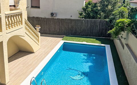 Torre Mitjorn: Swimming Pool, Resort, Leisure, Composite Material, Garden, Eco Hotel, Backyard, Landscaping, Water Feature, Shade