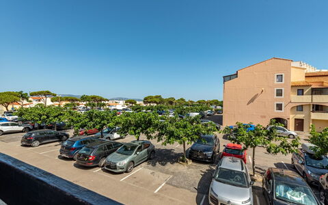 Accommodation:&nbsp;Front de Mer 400.24