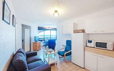 Accommodation:&nbsp;Front de Mer 400.26