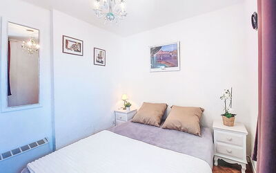 Accommodation:&nbsp;Front de Mer 400.23