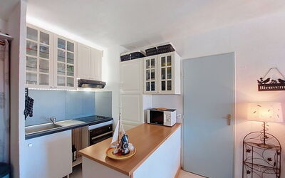 Accommodation:&nbsp;Parc de la Mer 410.11