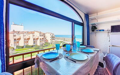 Accommodation:&nbsp;Palm Beach 430.14