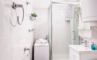 Accommodation:&nbsp;Palm Beach 430.14