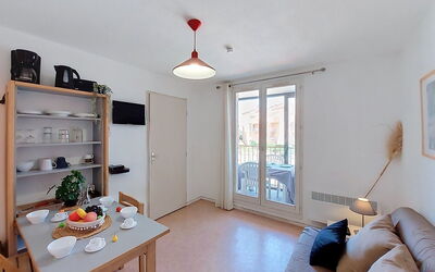Accommodation:&nbsp;Palm Beach 430.2