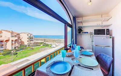 Accommodation:&nbsp;Palm Beach 430.14