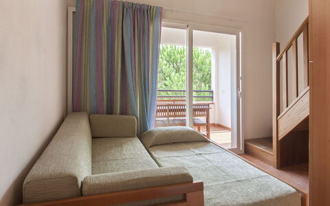 Moriani-Plage 638: Furniture, Room, Property, Bedroom, Bed, Interior Design, Bed Frame, Building, Bed Sheet, Suite