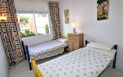 Accommodation:&nbsp;Green Club 455.9