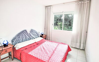Accommodation:&nbsp;Green Club 455.9