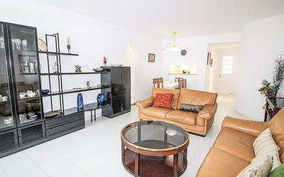 Accommodation:&nbsp;Green Club 455.8