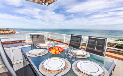 Accommodation:&nbsp;Cala Montero 19.5