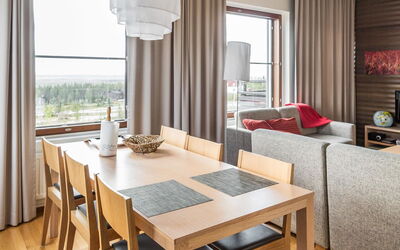 Nordic Chalet 9201