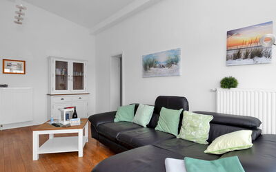 Accommodation:&nbsp;Sturm 100.5