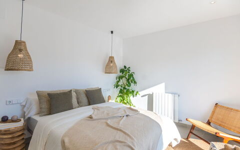 Ca Na Cati: Bedroom, Furniture, Bed, Room, Property, Interior Design, Bed Sheet, Bed Frame, Bedding, Wall