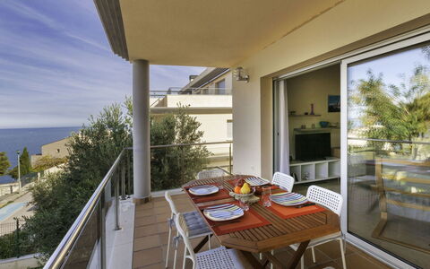 Fane de Baix Iii: Table, Property, Furniture, Chair, Plant, Wood, Building, Shade, Porch, Sky