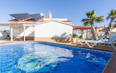 Estrella: Residential Area, Swimming Pool, Resort, Shade, Outdoor Furniture, Hacienda, Eco Hotel, Villa, Hotel