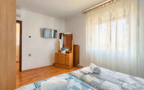 Chiara: Bedroom, Furniture, Room, Property, Bed, Bed Sheet, Interior Design, Bed Frame, Floor, Mattress