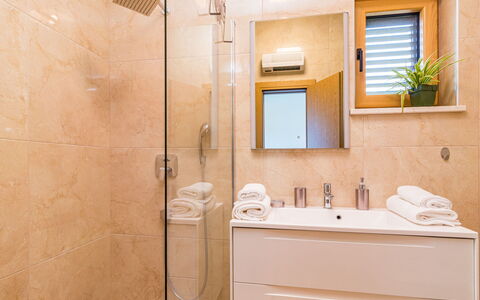 Brijunis Blick: Bathroom, Room, Property, Tap, Bathroom Cabinet, Wall, Tile, Interior Design, Bathroom Accessory, Plumbing Fixture