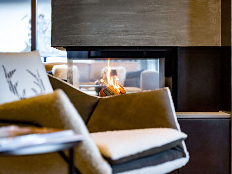 Accommodation:&nbsp;Penthouse 800.2