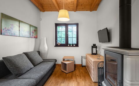 Bečov Nad Teplou 1: Furniture, Picture Frame, Property, Couch, Comfort, Wood, Interior Design, Architecture, Cabinetry, Living Room