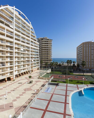 Ana: Property, Building, Condominium, Real Estate, Apartment, Swimming Pool, Architecture, Mixed-Use, Residential Area, Hotel