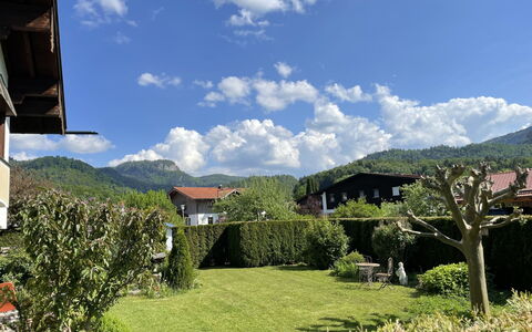 Achentaler Fewo Inkl. Spabereich: Cloud, Sky, Plant, Property, Nature, Mountain, Natural Landscape, Tree, Land Lot, Vegetation