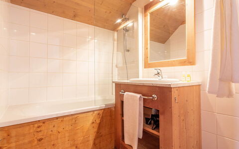 Accommodation:&nbsp;Les Chalets du Berger 602.3