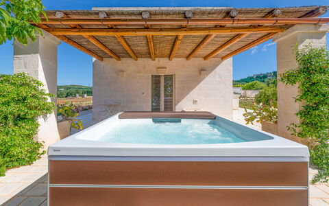 La Torretta - Corte dei Messapi: Plant, Property, Daytime, Water, Light, Sky, Swimming Pool, Azure, Shade, Rectangle