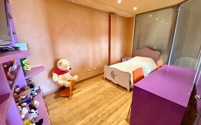 Marina 812.1: Comfort, Interior Design, Wood, Flooring, Floor, Living Room, House, Hardwood, Pillow