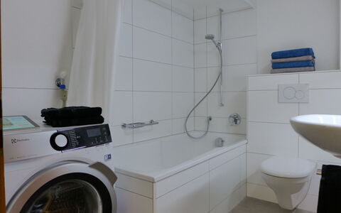 Belvedere: Laundry Room, Washing Machine, Clothes Dryer, Plumbing Fixture, Laundry, Tap, Sink, Bathroom, Bathtub, Bathroom Sink