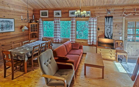 Ylläskuru D 2: Wood, Cottage, House, Home, Log Cabin, Ceiling, Hardwood, Wood Stain, Living Room, Siding