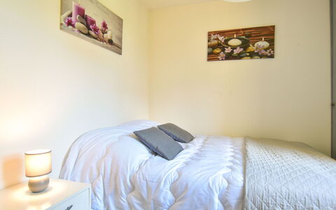 L'Orée de Deauville: Property, Furniture, Picture Frame, Comfort, Wood, Interior Design, Textile, Lighting, Paint, House