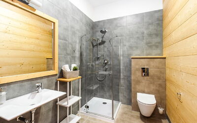 Accommodation:&nbsp;Lipki Park Resort 900.2